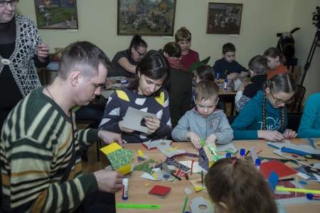 Весенняя игровая программа для детей на празднике в Новгородском музее-заповеднике