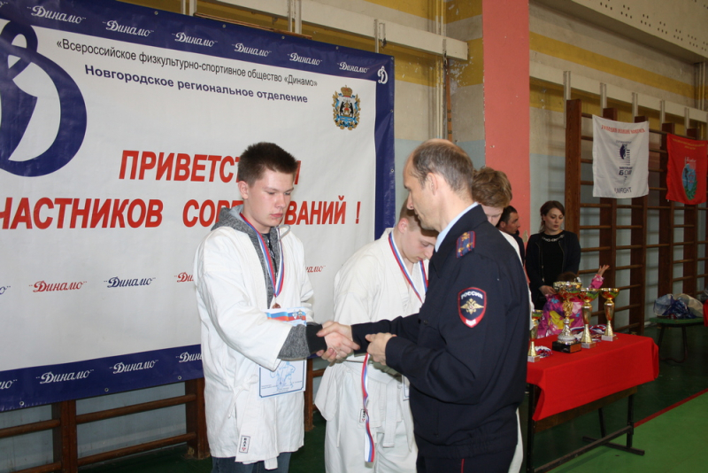 В Великом Новгороде состоялся турнир по универсальному бою памяти полковника милиции Валерия Жердецких
