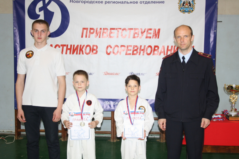 В Великом Новгороде состоялся турнир по универсальному бою памяти полковника милиции Валерия Жердецких