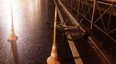 Водитель велосипеда получил травмы в результате наезда автомобиля на новгородском участке ФАД «Россия»