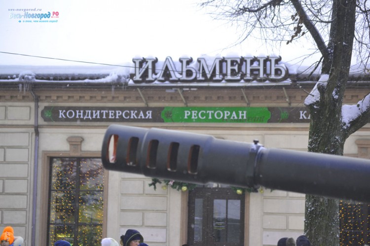 Парад военной техники в Великом Новгороде (фото)