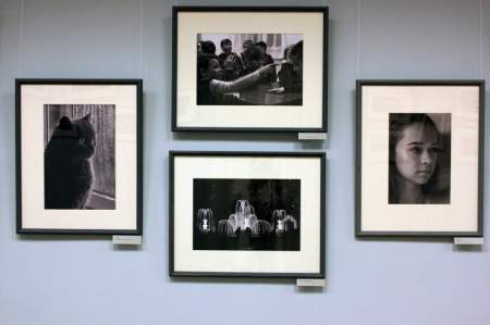 Выставка фотографий «Дела несовершеннолетних» работает в  Музее истории города Боровичи