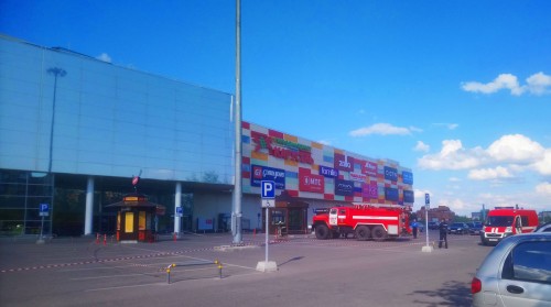 В Великом Новгороде вновь "минировали" торговые центры и ж/д-вокзал