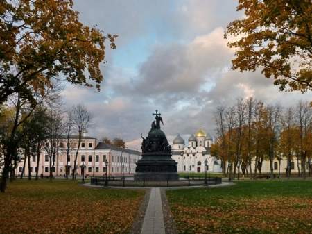 1 октября, в День пожилых людей, Новгородский музей-заповедник приглашает пенсионеров бесплатно посетить объекты музея