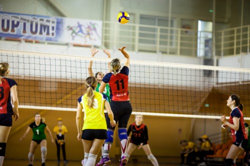 Победителями турнира по волейболу среди женских команд «София 2020» стали петербургские команды