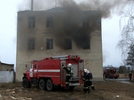 В Великом Новгороде на пожаре погибли два человека