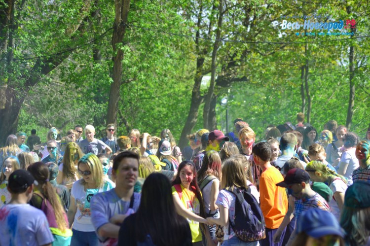 Фестиваль красок 12 мая 2018 года в Великом Новгороде3674