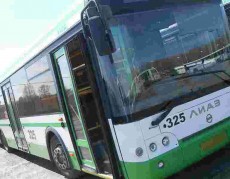 Пять автобусов марки ЛиАЗ 621321 прибыли в гараж на Хутынской