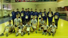 Новгородские волейболисты заняли первое место на соревнованиях в Петрозаводске и получили право на участие в полуфинале первенства России
