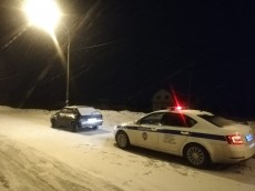 В Новгородском районе остановлен автомобиль под управлением 16-летнего подростка