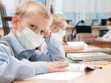 В Великом Новгороде растет число заболевших гриппом и COVID-19 школьников. Семь школ Великого Новгорода закрыты на карантин