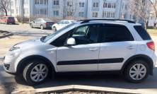 В Великом Новгороде гражданину за долги пришлось отдать для ареста 2-комнатную квартиру, и машину Suzuki